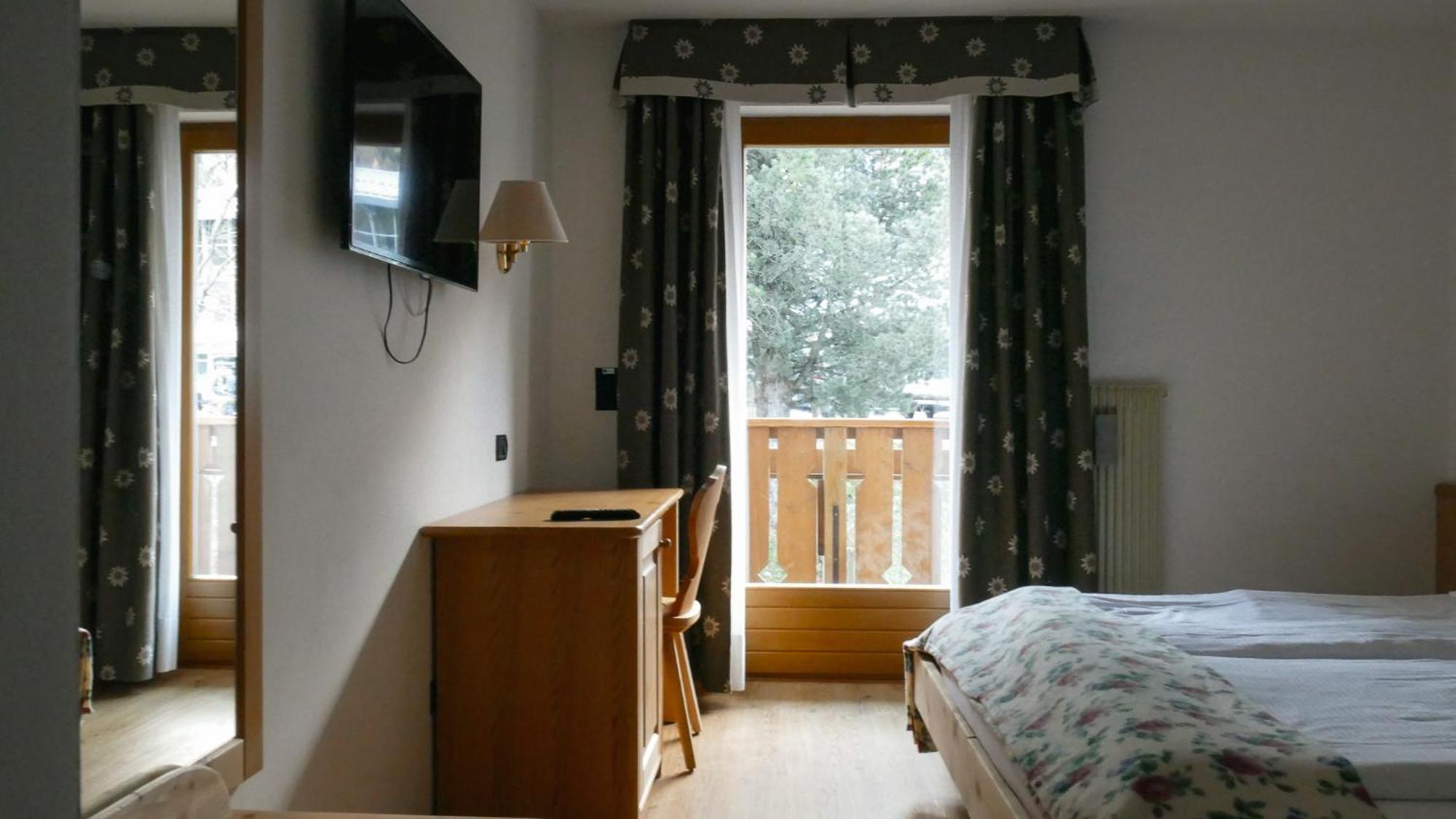 Hotel Malga Passerella Moena Eksteriør bilde