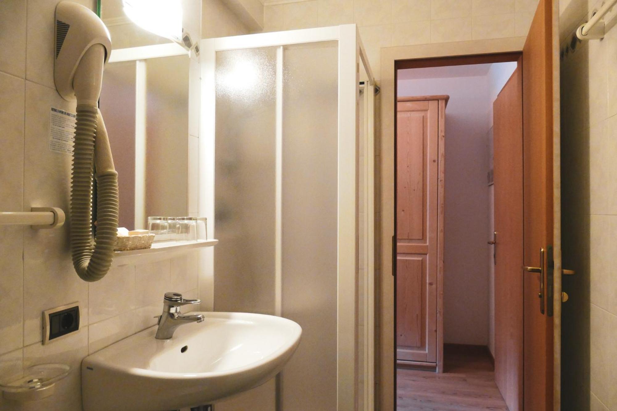 Hotel Malga Passerella Moena Eksteriør bilde